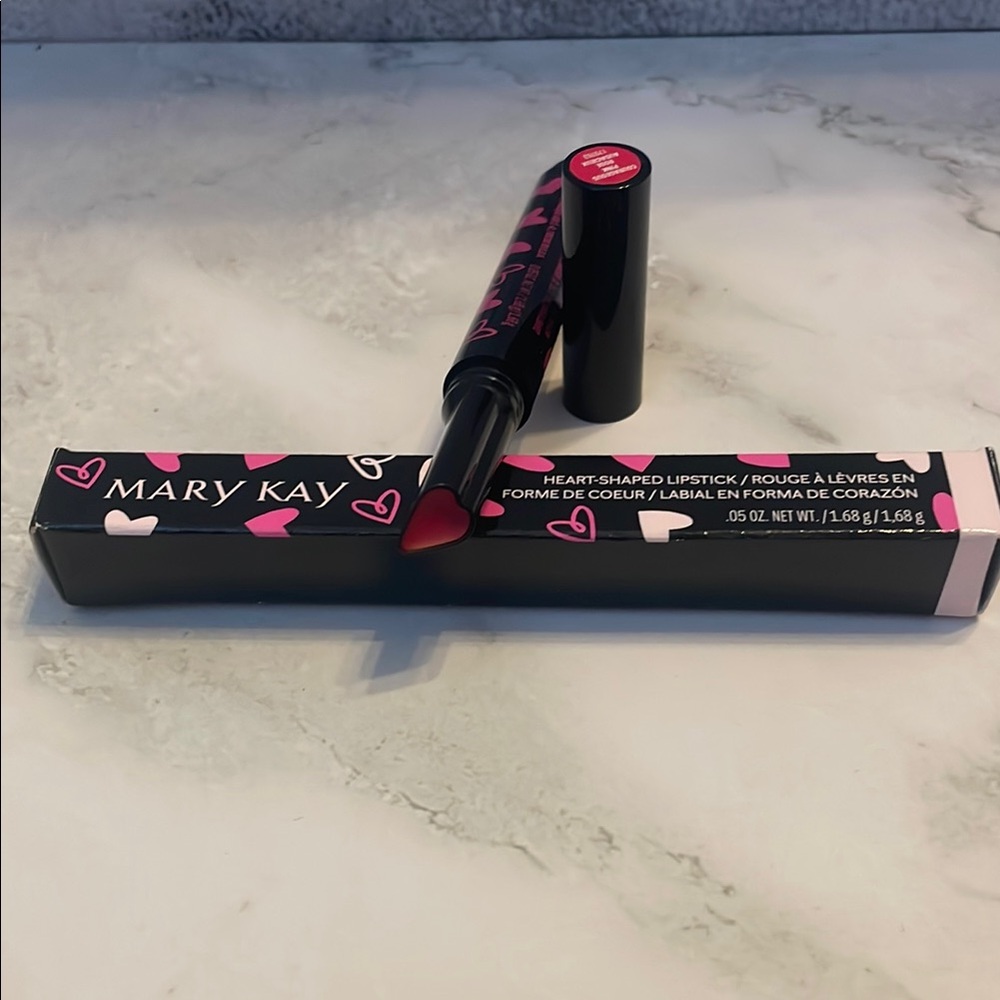 Mary Kay Courageous Pink Heart-Shaped Lipstick 179763 NEW Discontinued